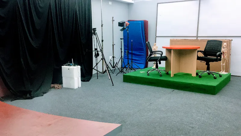 ADDY'S STUDIO