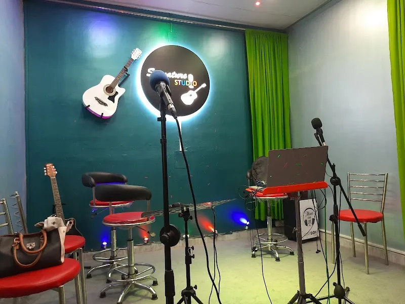113Signature LIVE Studio
