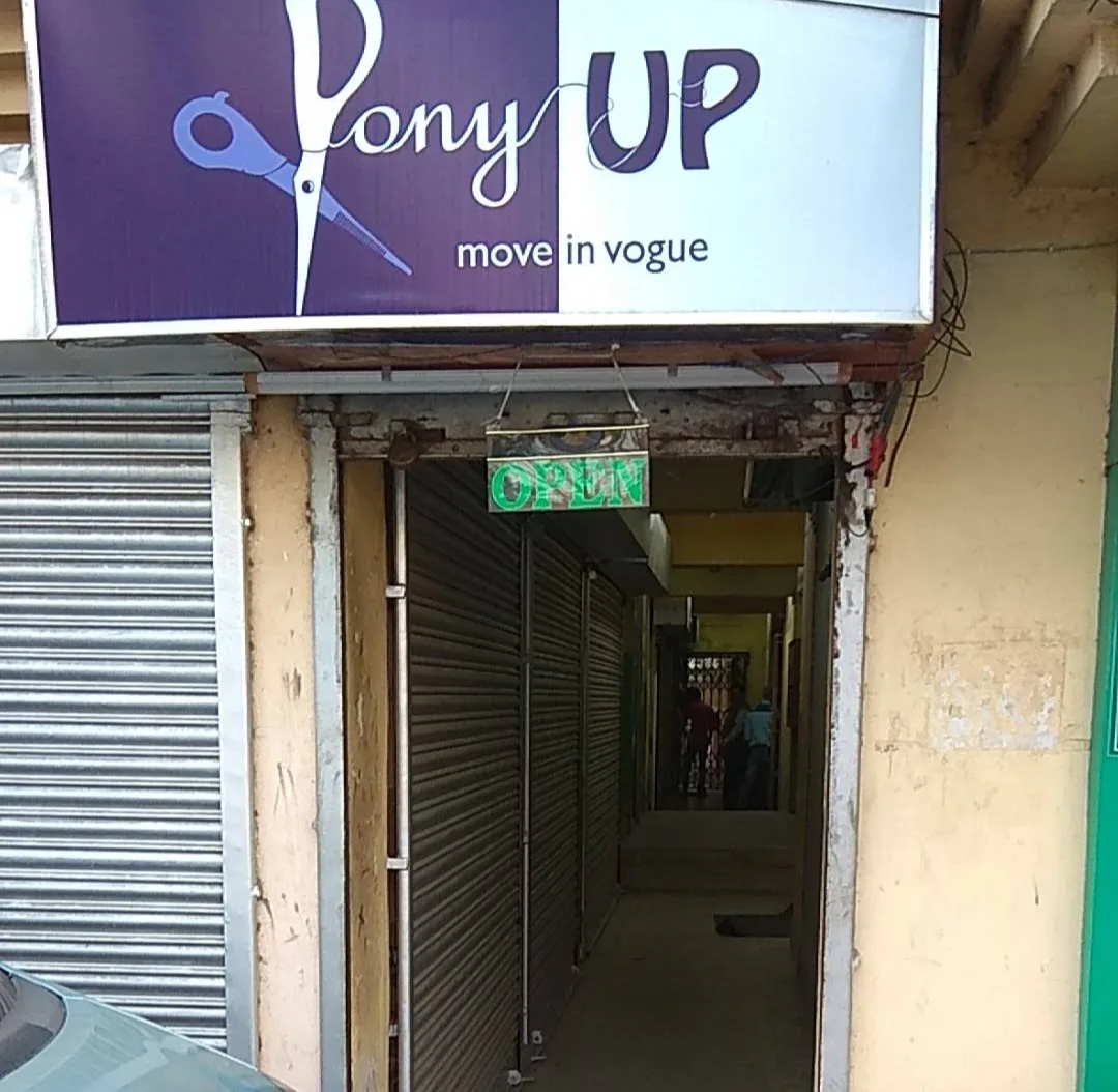 PonyUp Salon Laketown