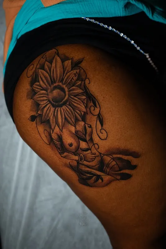 HiddenHand Tattoo Company
