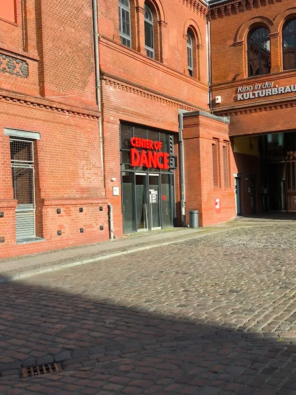 CENTER OF DANCE