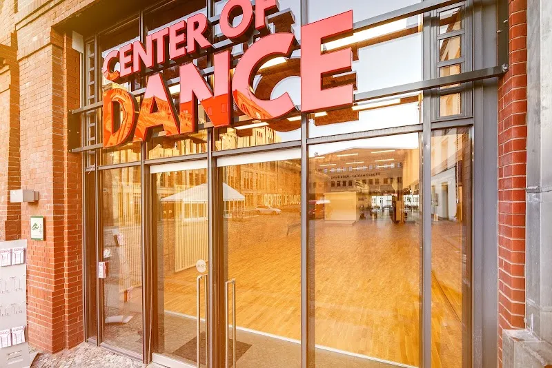 CENTER OF DANCE
