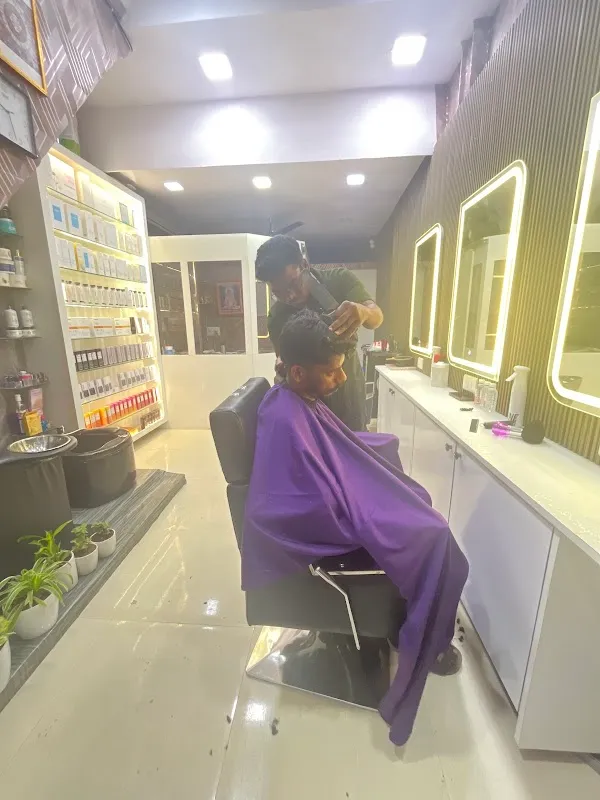 Jyoti Family salon & academy