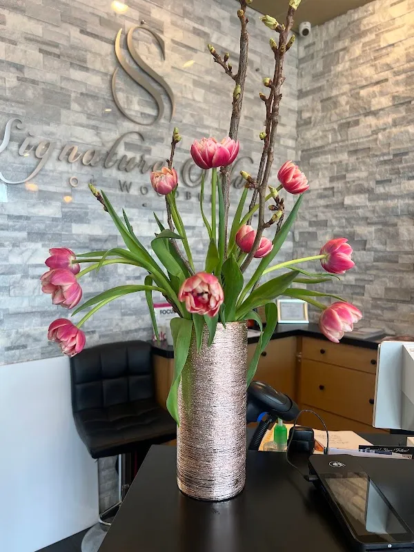 Signature Salon Of Woodbury