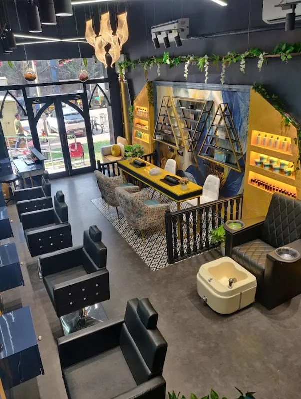 Cre8 Salon Unisex Mulund