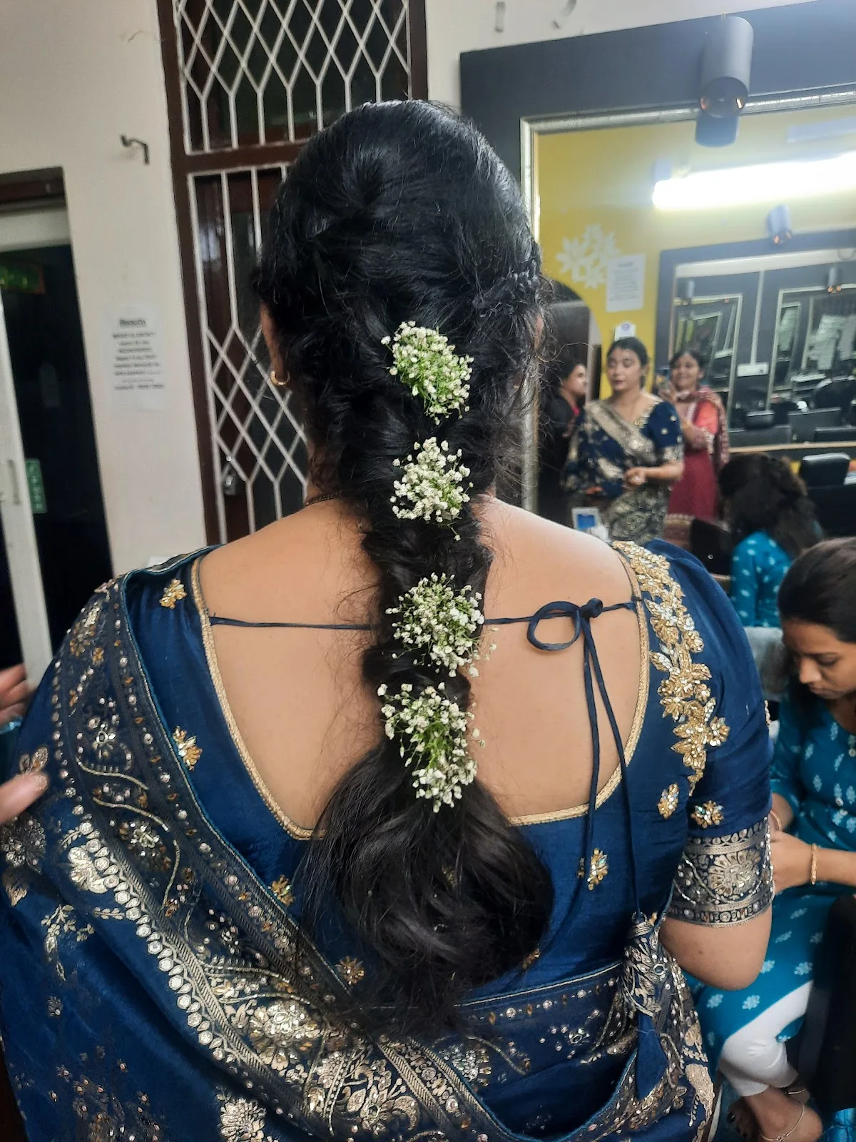 iBeauty Ladies' Salon & Makeup Studio & Training Institute