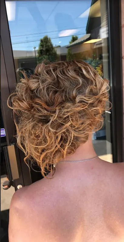 Lisa Paris Salon
