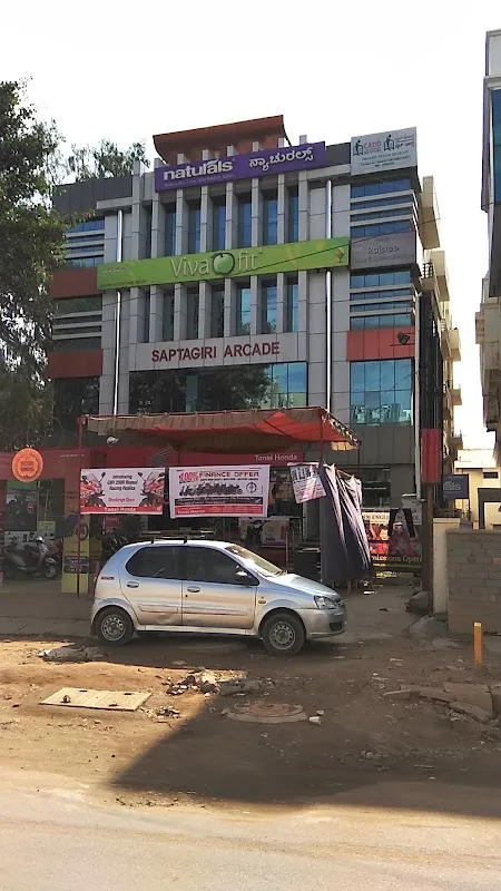 naturals unisex salon Hoodi