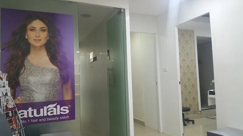 naturals unisex salon Hoodi