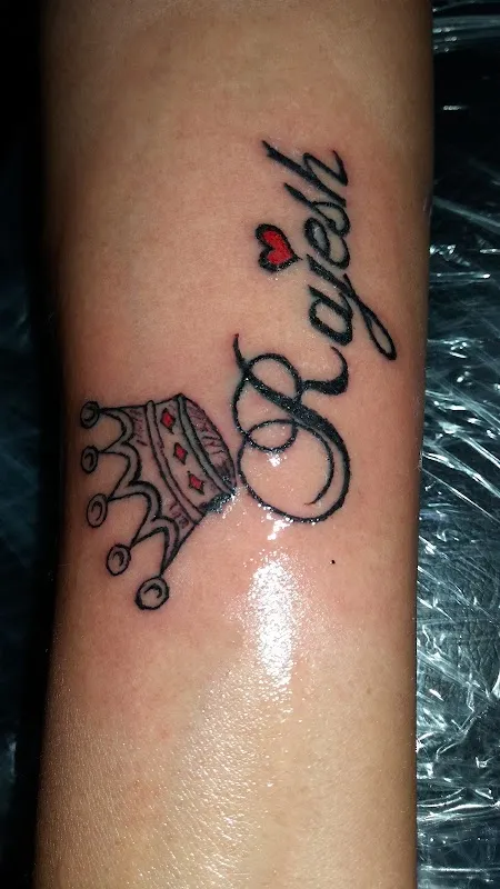 Sm Crazy Tattoo Studio