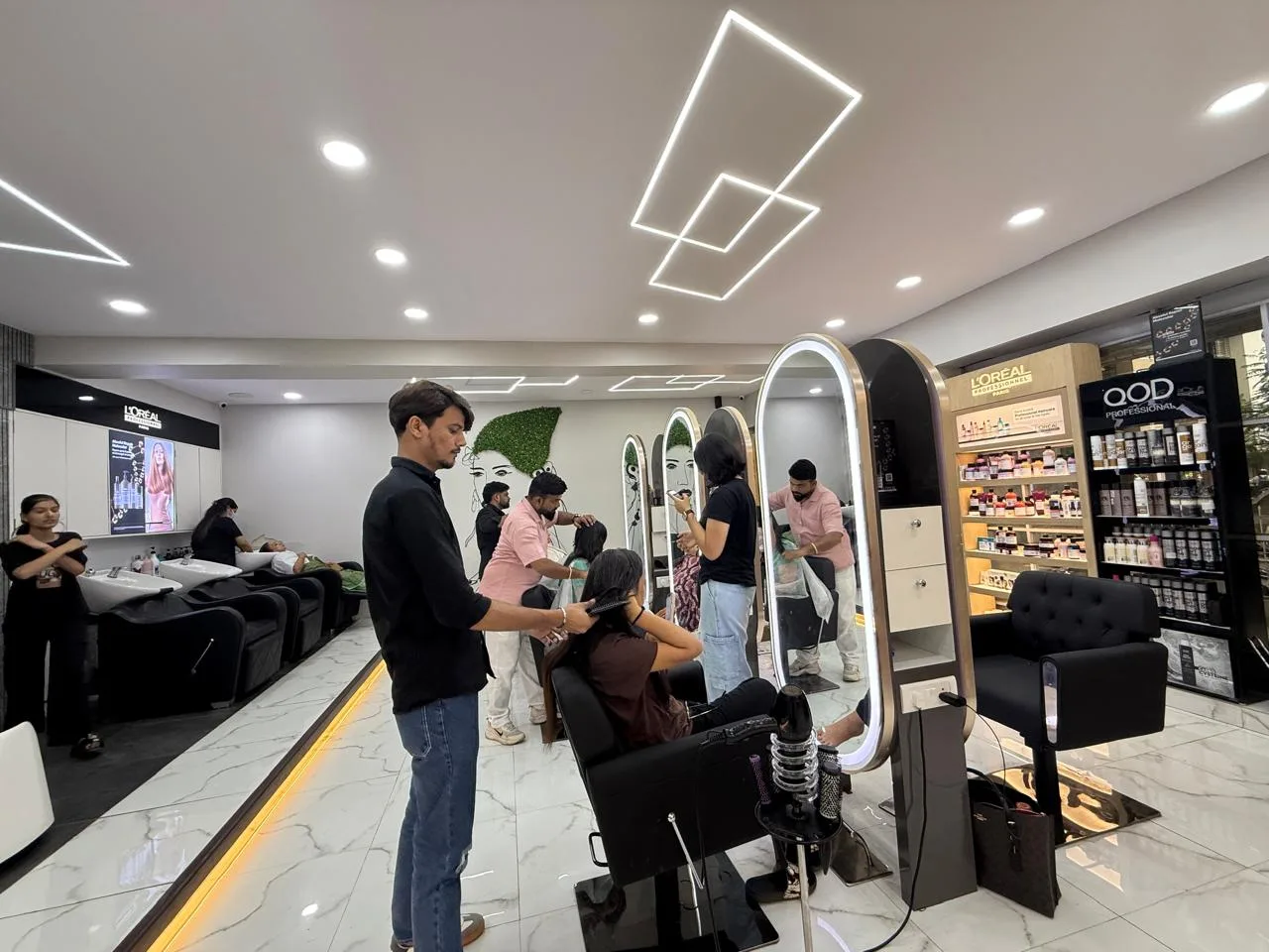 Rac’s Salon | Unisex Salon | Hair Stylist Spa | Best Salon in Malad West I Best Bridal Salon Malad West