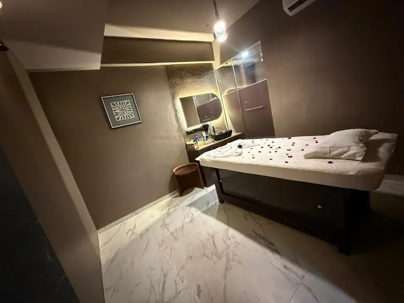 ARTH THAI SPA BORIVALI