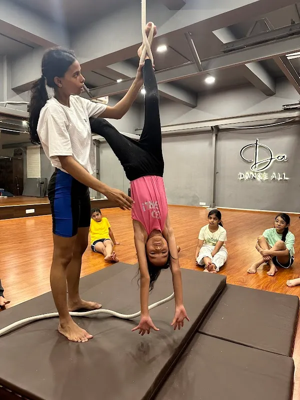 DANCE ALL Studio ( DA - International dance academy )