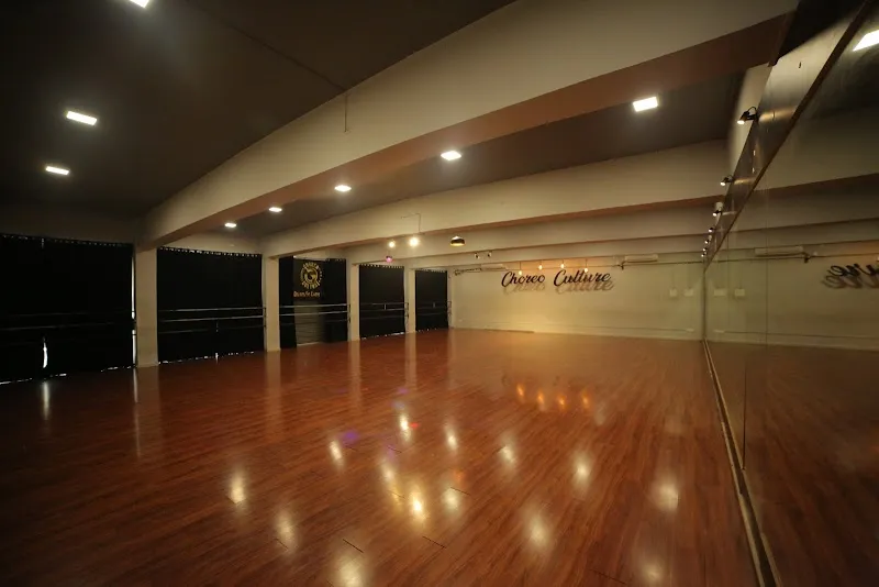 DANCE ALL Studio ( DA - International dance academy )