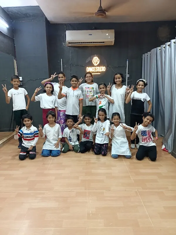 Pd Dance Studio