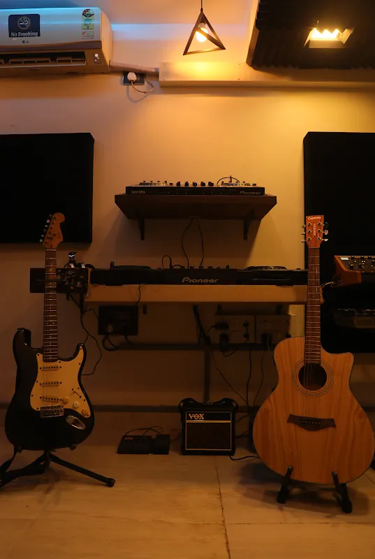 The Right Note studio