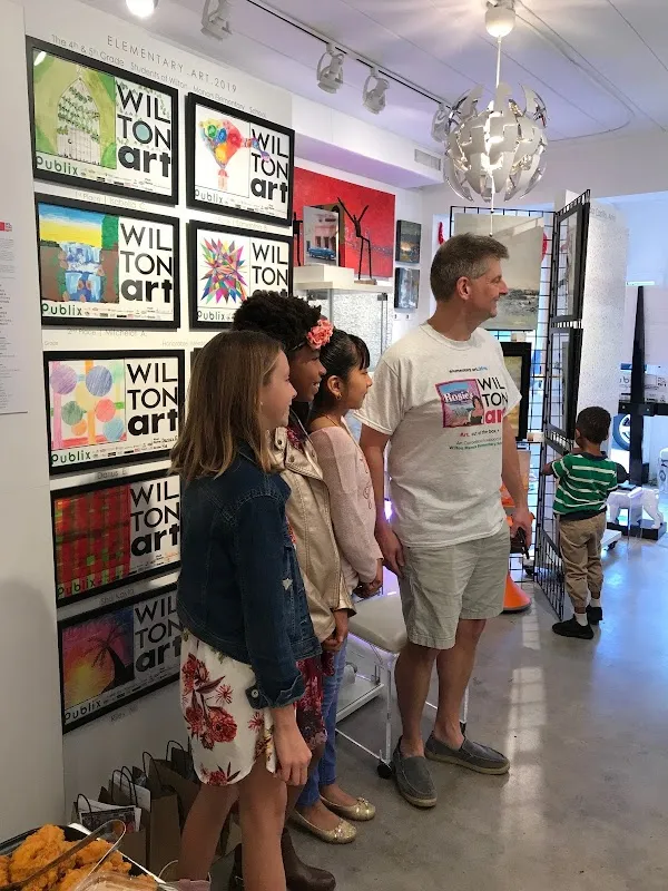 Claudia Castillo ART Studio