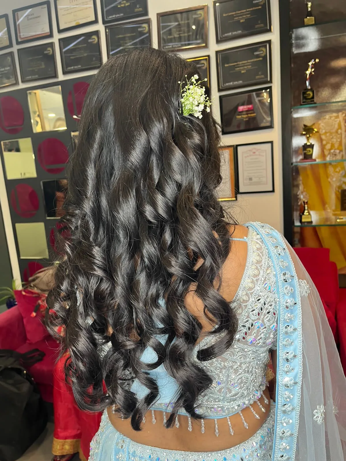 Lakme Salon For Him and Her in Tilak Nagar,Kanpur