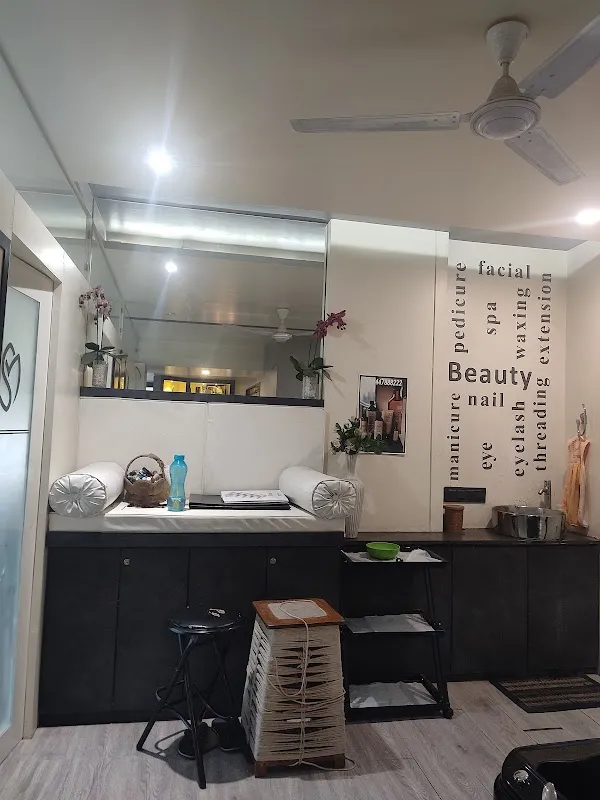 Style Mantra Salon and Academy