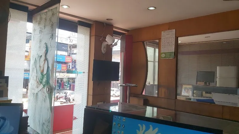 Cine studio & color lab (സിനി സ്റ്റുഡിയോ & കളർലാബ് )