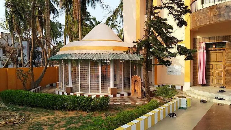 SATYANANDA YOGA VIDYALAYA
