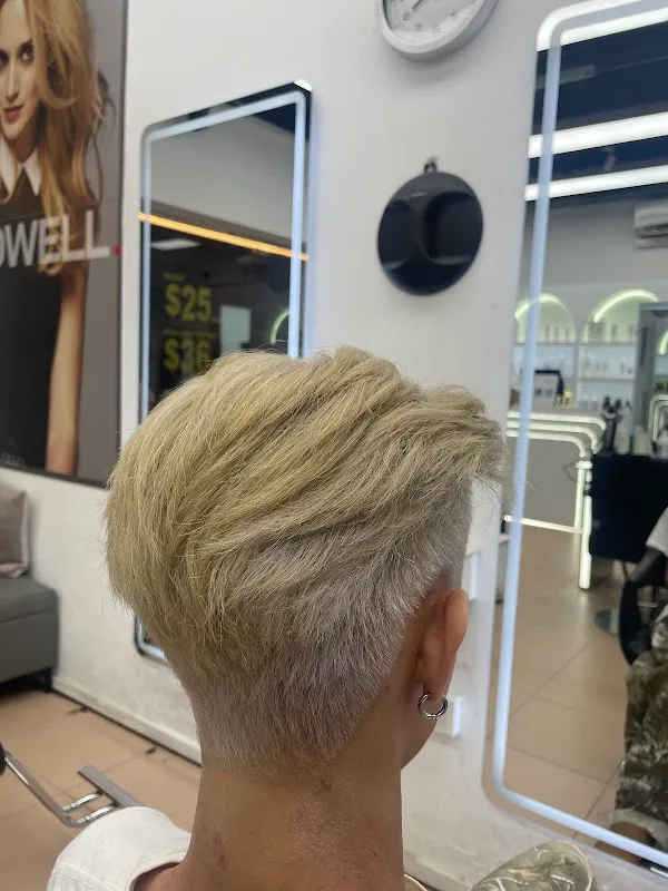 Prominent Hair Studio