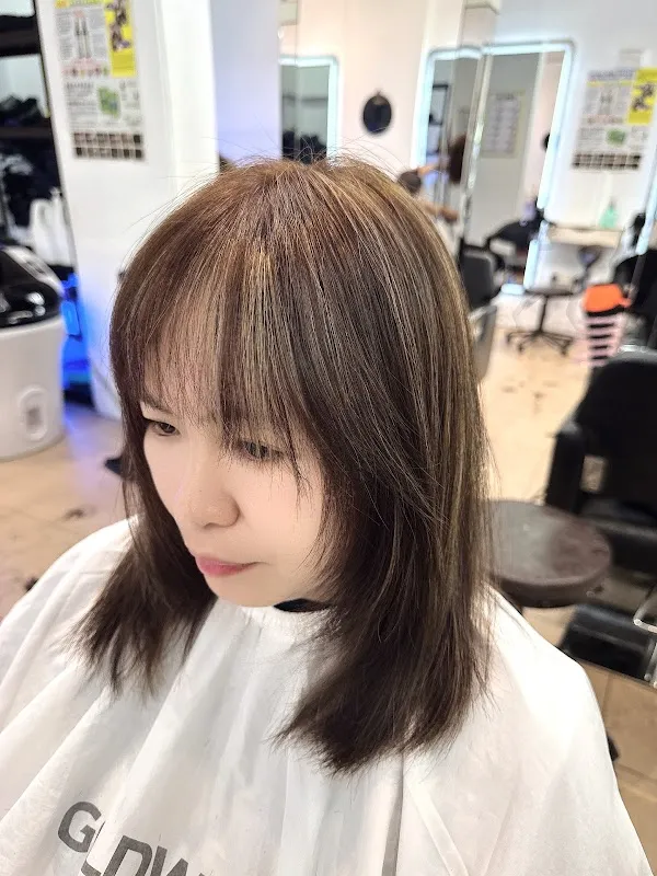 Prominent Hair Studio