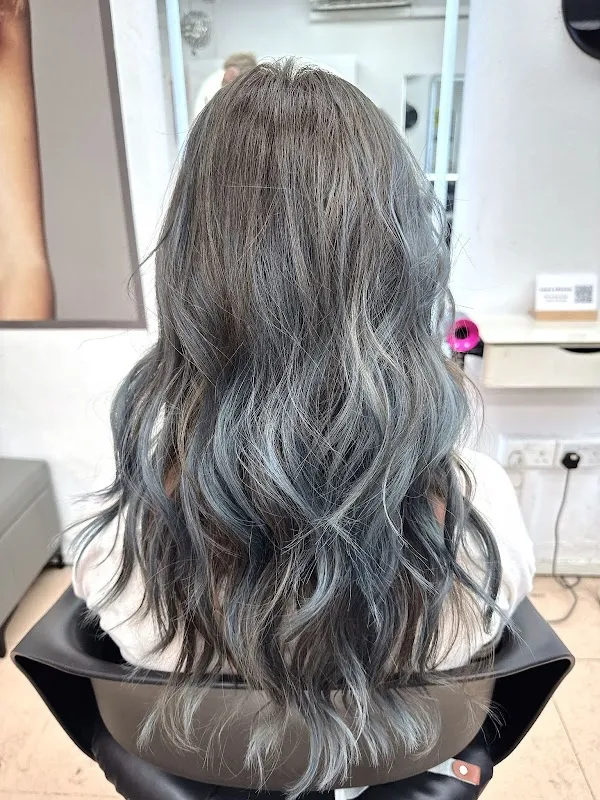 Prominent Hair Studio