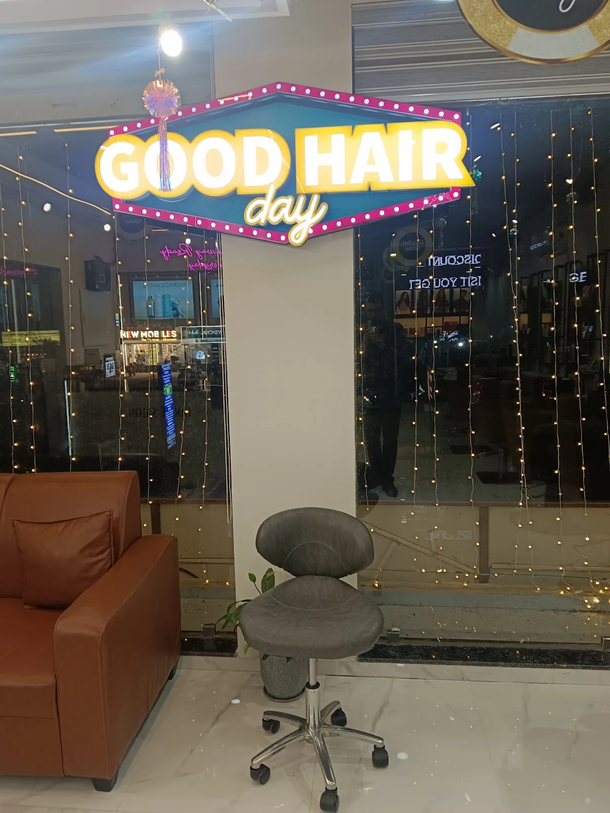 Lakme Salon For Him & Her Korattur, Chennai