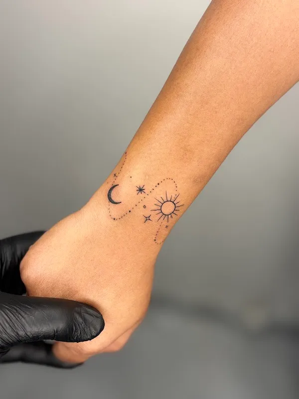 Warkraft Tattoo Studio