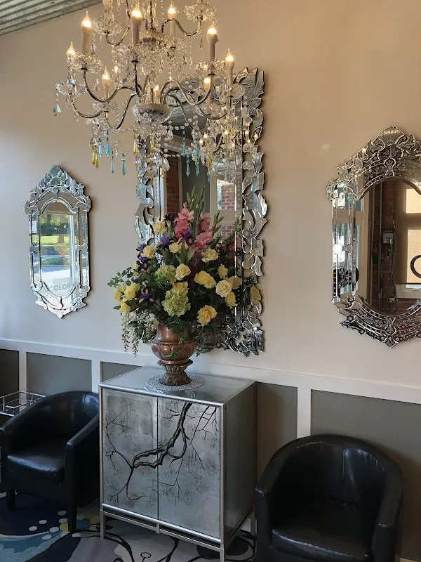 Studio Englewood Salon