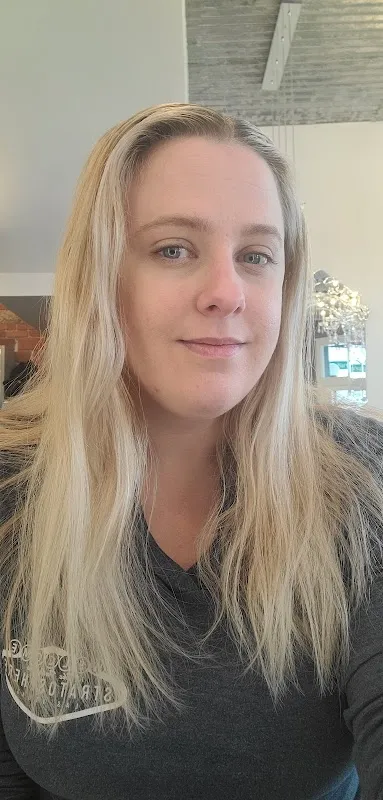 Studio Englewood Salon