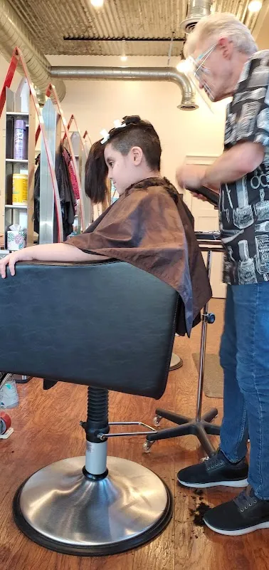 Studio Englewood Salon