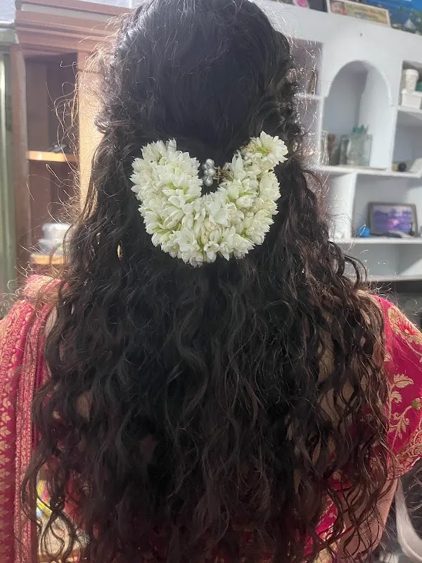 Sunrise Beauty Parlour mangalagiri