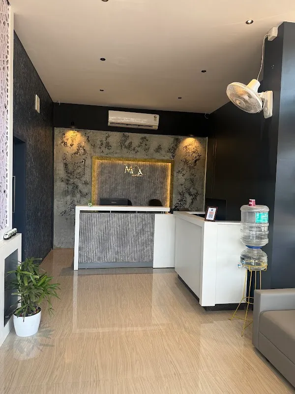 Max studio Pukayoor