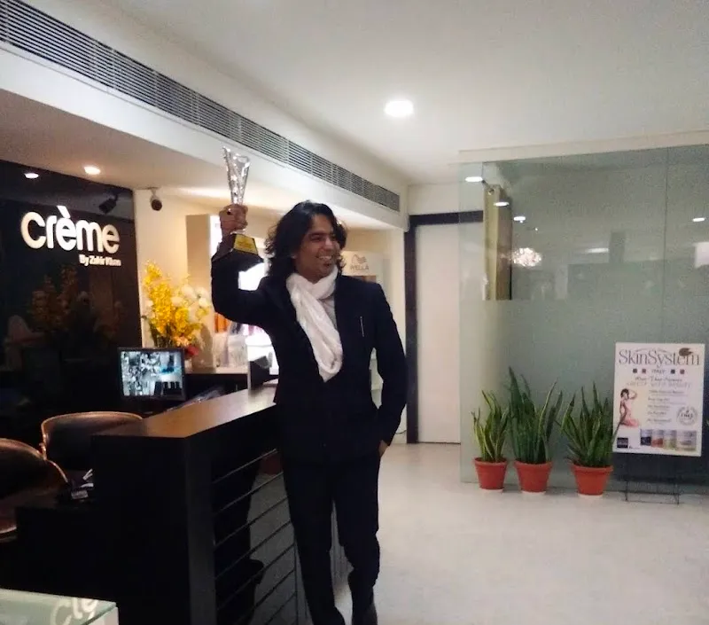 CRÈME SALON