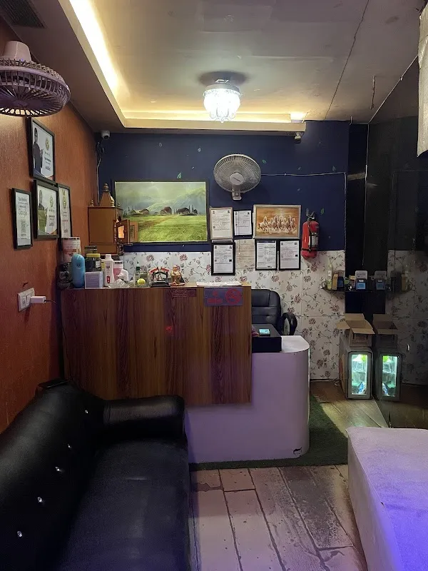 Spa Revolve Shalimar Bagh