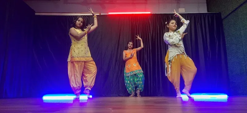 SOR Dance & Fitness Studio