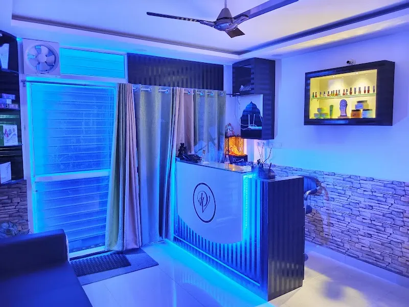 Diya Make Up Zone & Diya Boutique Zone - (Beauty Salon Services, Boutique Fashion & Professional Training Academy )