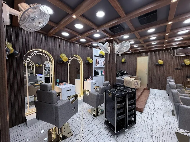 TPS Hair & Beauty Studio (by L'Oréal)