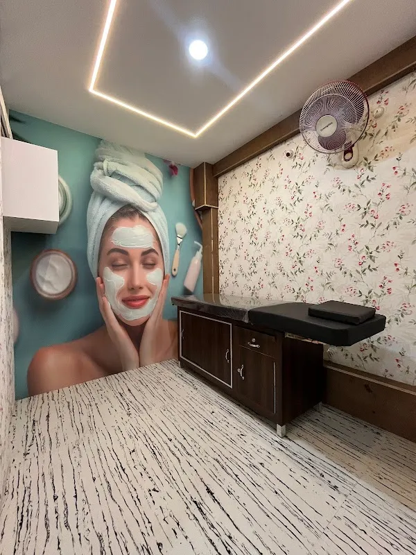 TPS Hair & Beauty Studio (by L'Oréal)