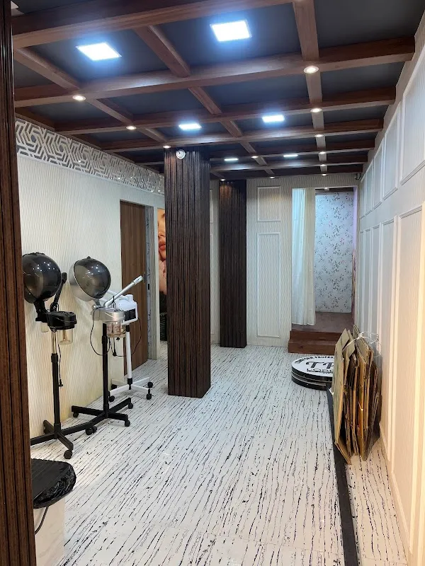 TPS Hair & Beauty Studio (by L'Oréal)