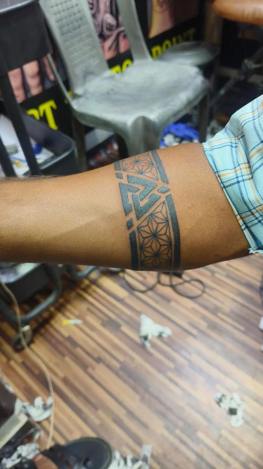 Aman Mehandi & Tattoo studio + mehandi artist kompally / mehandi artist nearby / mehandi artist hyderabad