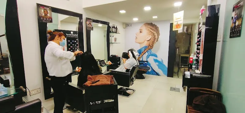 Lakme Salon For Him and Her in Khadakpada,Kalyan West,Thane