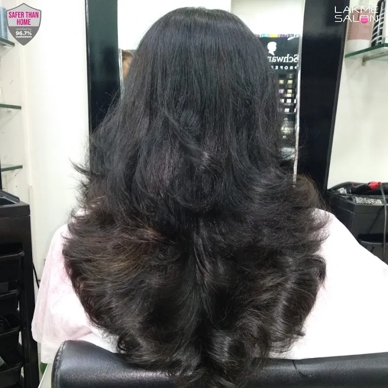 Lakme Salon For Him and Her in Khadakpada,Kalyan West,Thane
