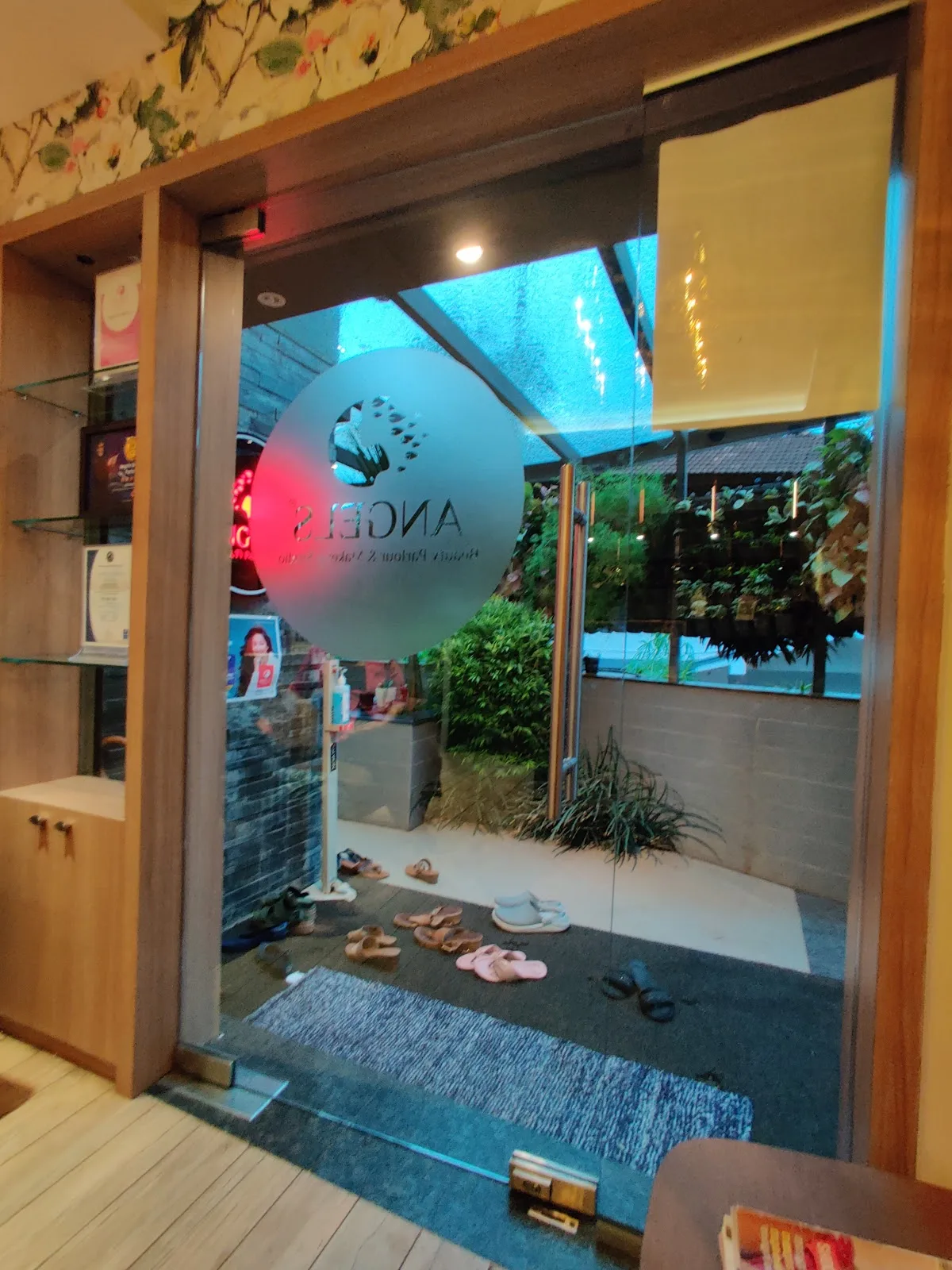 Angels Beauty Parlour & Makeup Artist