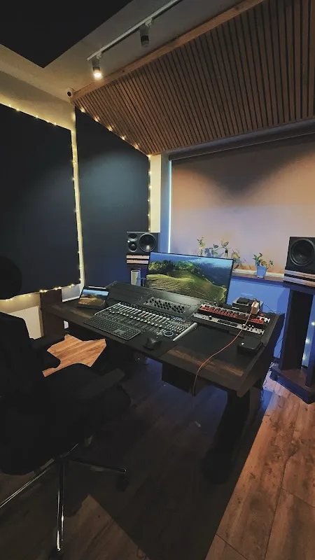 Oxygen Studios - Music Recording, Mixing & Mastering, Jam Room