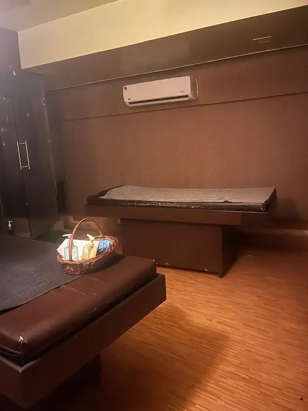 Green Arg spa & salon - Massage Spa in Kandivali