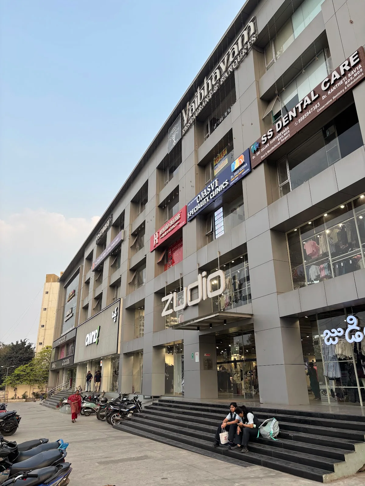 JAWED HABIB HAIR & BEAUTY SALON