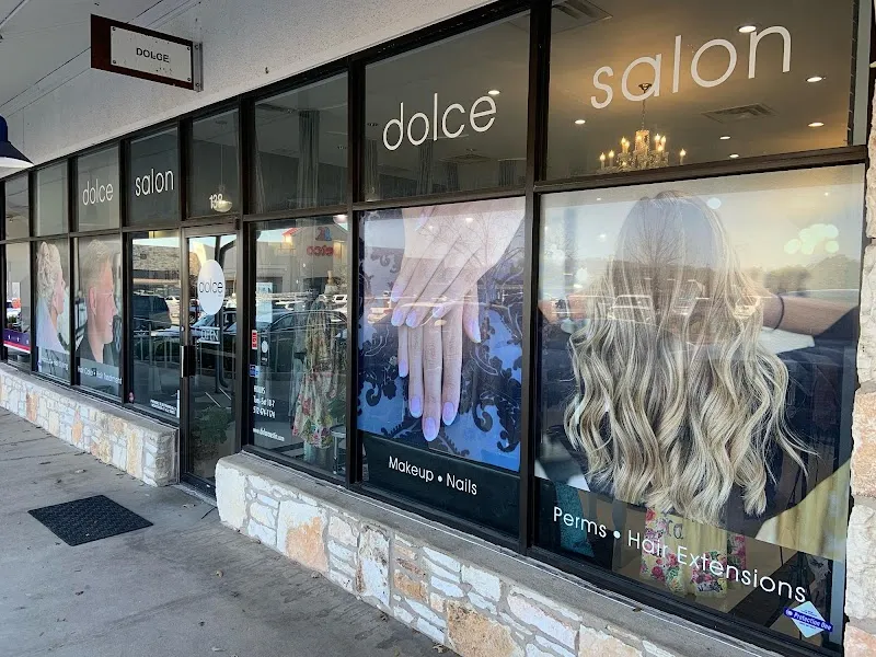 Dolce Salon